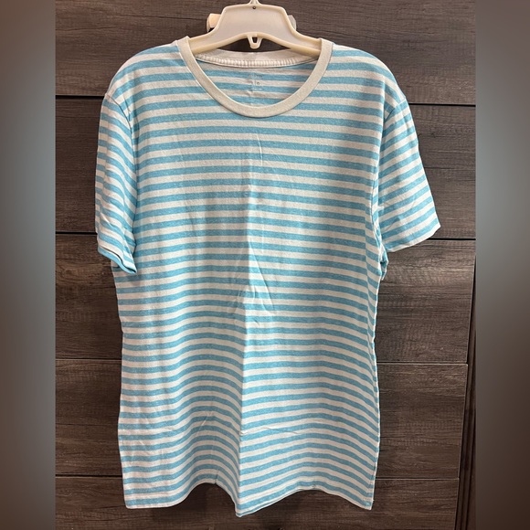 Old Navy Light Blue and White Striped Crew Neck Short Sleeve Shirt - Picture 1 of 4